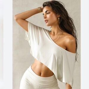Joah Brown White Crop Top